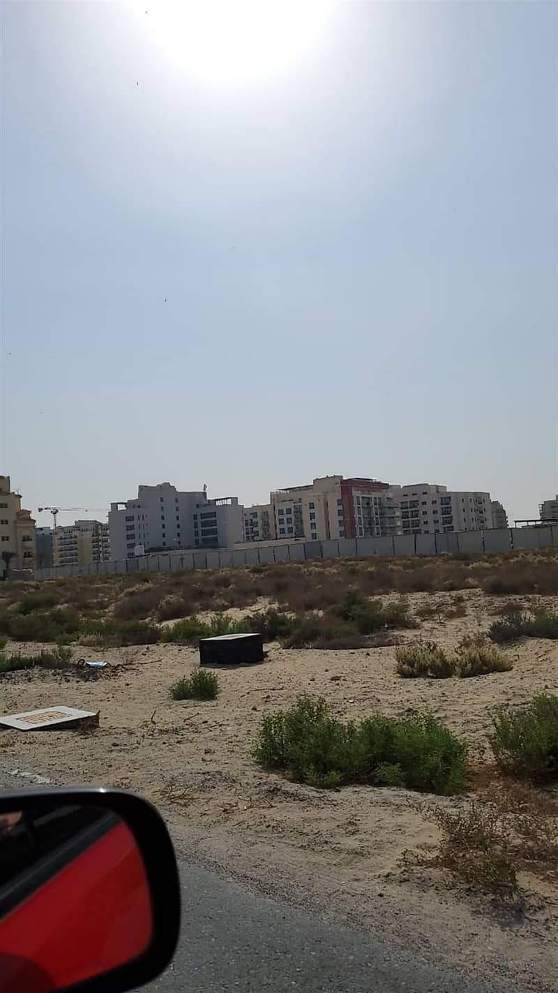 we have plot for sale for Residence and commercial G+5 approval 3000000 Million and we have more plot for sale all over UAE.