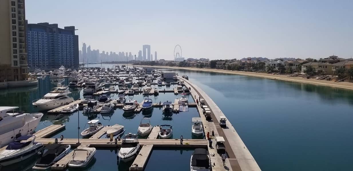 16 studio palm Jumeirah with sea  and yacht  club view