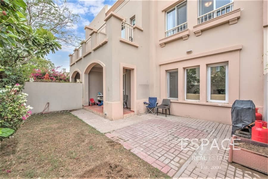 Prime Location | Upgraded 3 Bed Villa Prime Location | Upgraded 3 Bed Villa