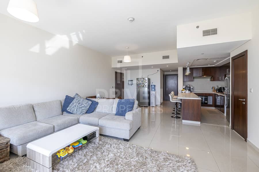 Well maintained Apt | Golf and Pool View