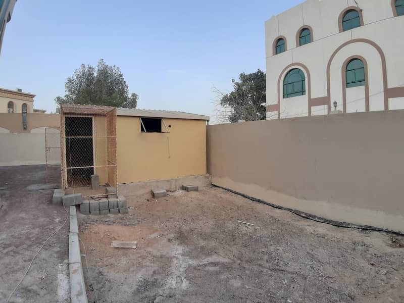 36 Stand Alone 7-BR Villa walking distance to Al Forsan Mall (suitable for family or company staff)
