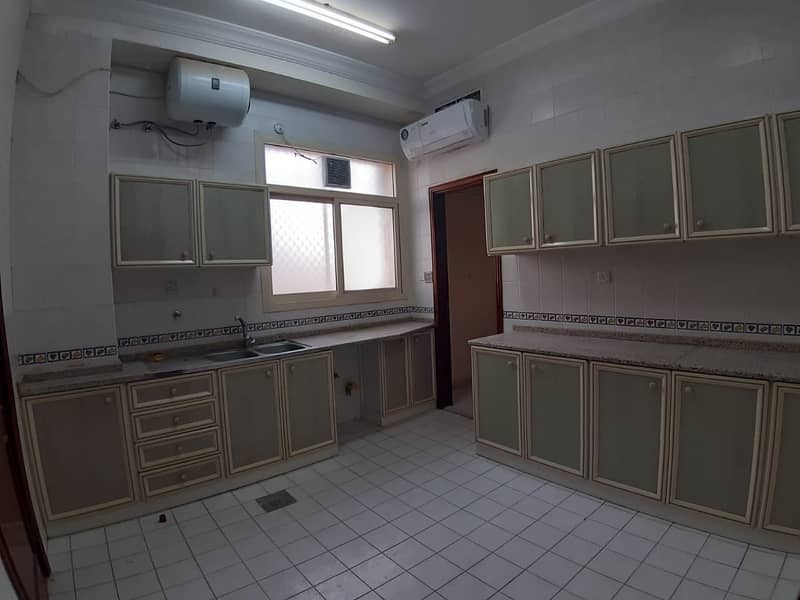 53 Stand Alone 7-BR Villa walking distance to Al Forsan Mall (suitable for family or company staff)