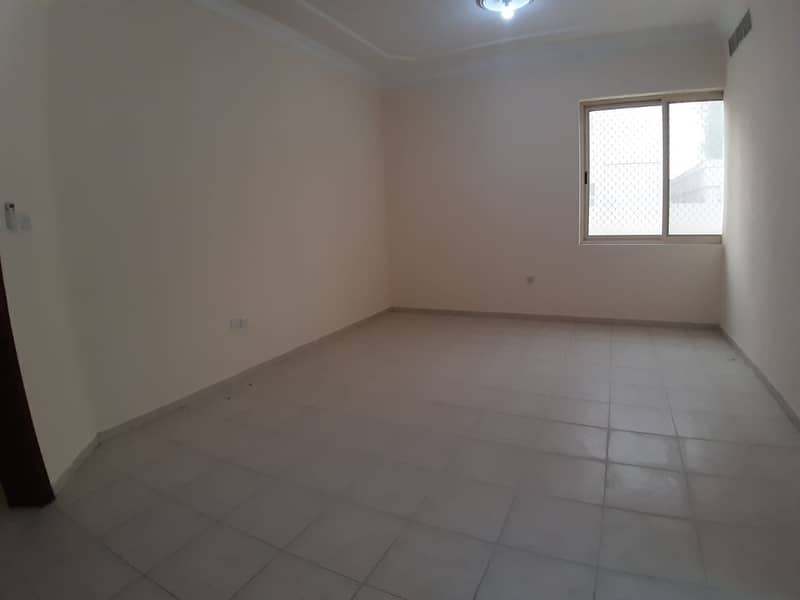 76 Stand Alone 7-BR Villa walking distance to Al Forsan Mall (suitable for family or company staff)