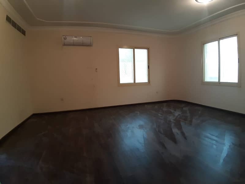 81 Stand Alone 7-BR Villa walking distance to Al Forsan Mall (suitable for family or company staff)