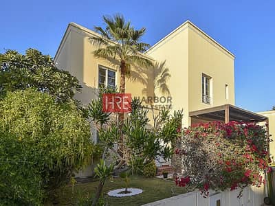 New to Market I Single Row I Close to Park I 4 Bedroom New to Market I Single Row I Close to Park I 4 Bedroom