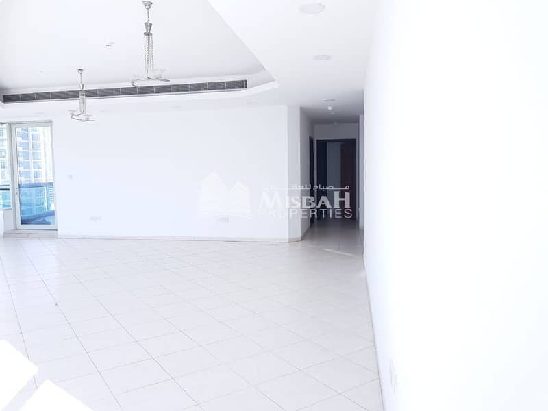 7 Very Bright Natural Sun Light in The Apartment Located in To Marina 4 Bedroom Vacant Now