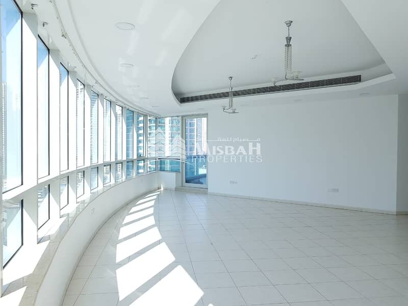 22 Very Bright Natural Sun Light in The Apartment Located in To Marina 4 Bedroom Vacant Now