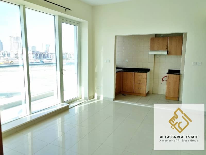 4 Bright 1BR | Spacious | Balcony | Vacant now