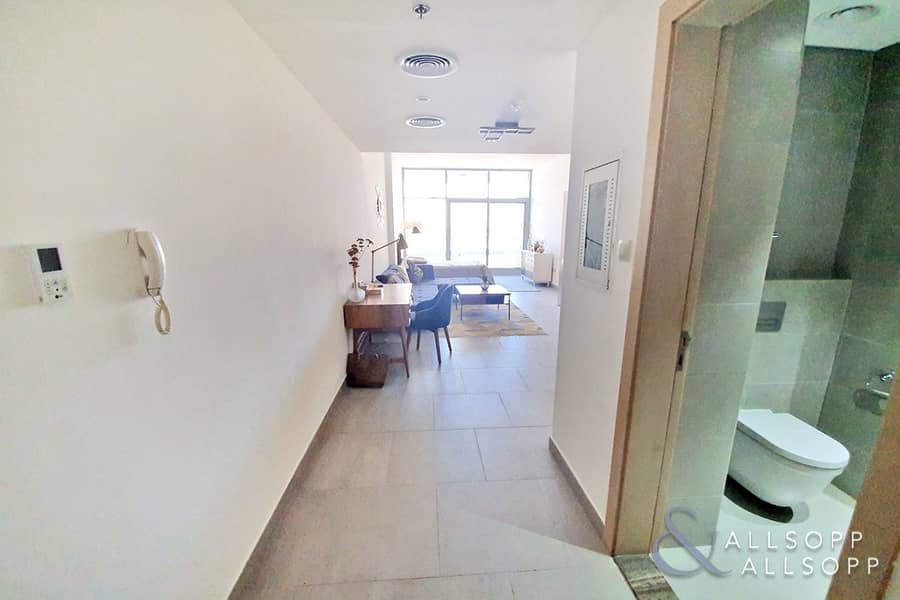 5 Brand New | Large Studio | Ready To Move