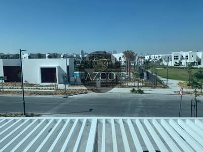 3BR +M | Close To Pool And Park | Mid Unit 3BR +M | Close To Pool And Park | Mid Unit