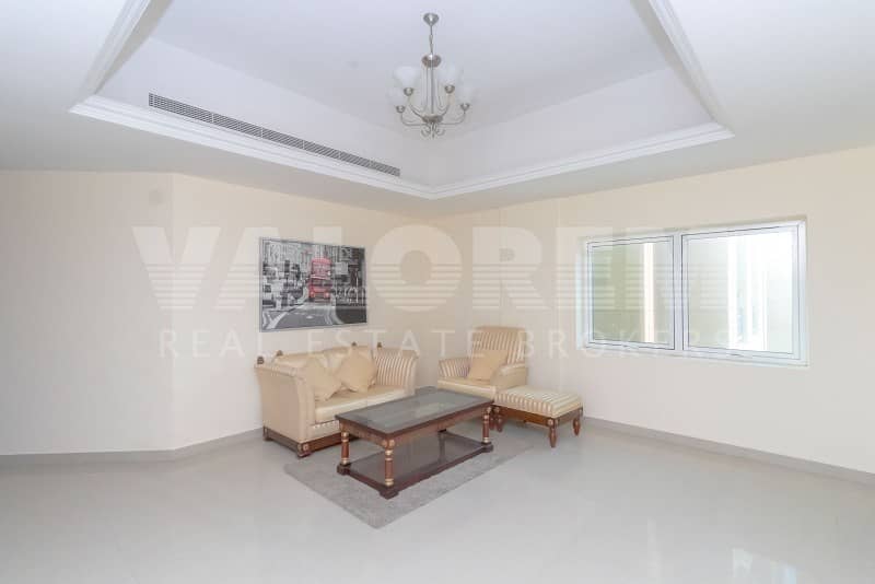 11 FULLY FURNISHED |SPACIOUS |1 BHK | READY TO MOVE IN