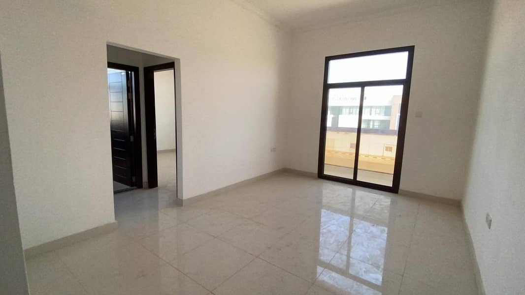For rent an apartment, 1BHK , excellent finishes, the first inhabitant + one month free of charge, near Sheikh Mohammed Bin Zayed Road