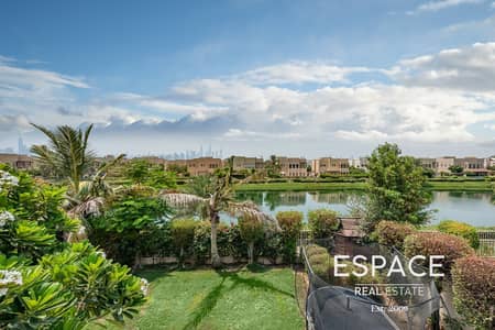 فیلا 4 غرف نوم للبيع في السهول، دبي - Stunning Upgraded | Four Bed on the Lake فیلا 4 غرف نوم للبيع في السهول، دبي - Stunning Upgraded | Four Bed on the Lake