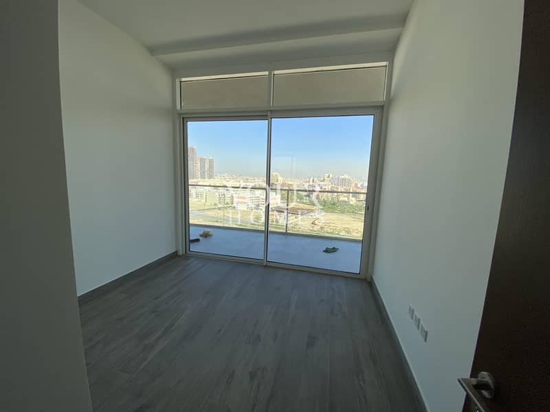 23 SS | Brand New 2 Br In Hameni Park And City View
