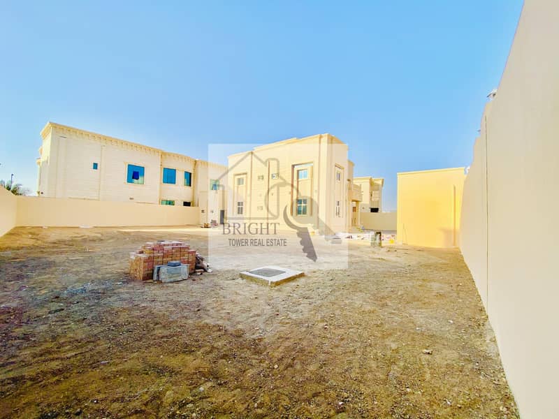 3 Brand New 5 Bedroom Villa In Al Sarooj