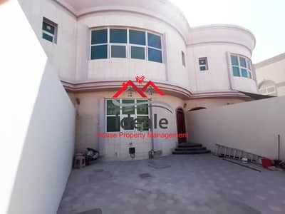 Excellent 4BR villa with balcony and parking Excellent 4BR villa with balcony and parking