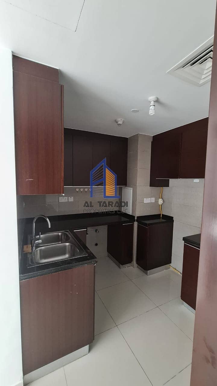 5 Great Price!Sophisticated Apartment,Closed kitchen