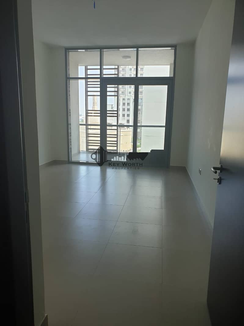 7 water front 1 bed room very bright  apartment in jaddaf