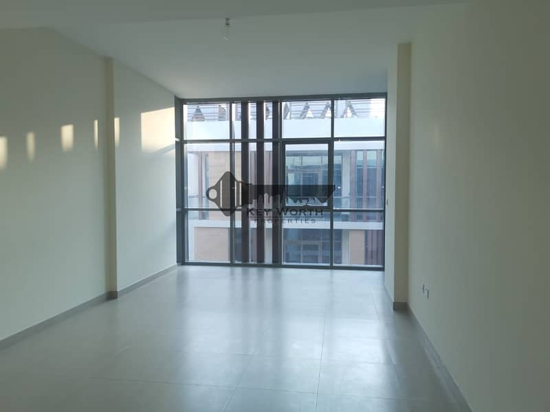13 water front 1 bed room very bright  apartment in jaddaf