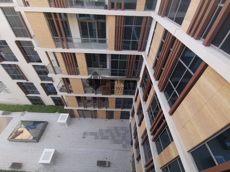 37 water front 1 bed room very bright  apartment in jaddaf