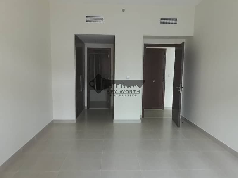 40 water front 1 bed room very bright  apartment in jaddaf