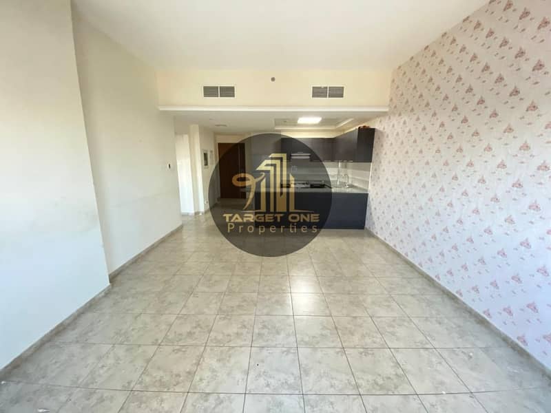 SPACIOUS NICE 2BR IN JVT