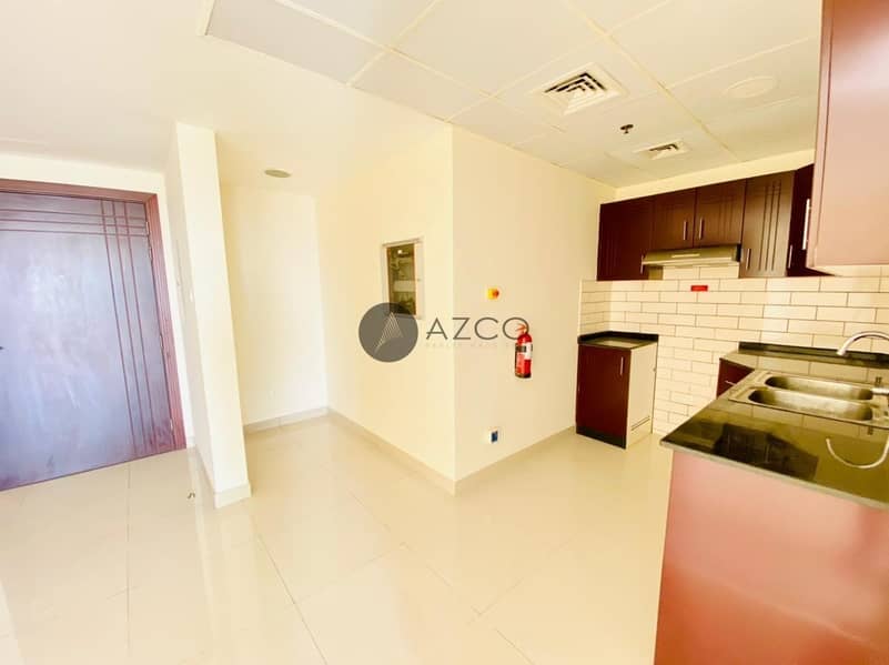 6 Spacious 1BHK With Pool View |2 Separate Balconies