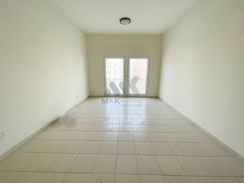 12 Cheques | 1 Month Free | Studio Apartment 12 Cheques | 1 Month Free | Studio Apartment