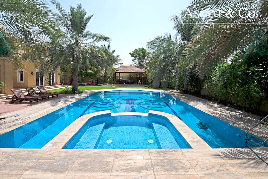 Luxury Villa |  Resort Style Pool  | Gym