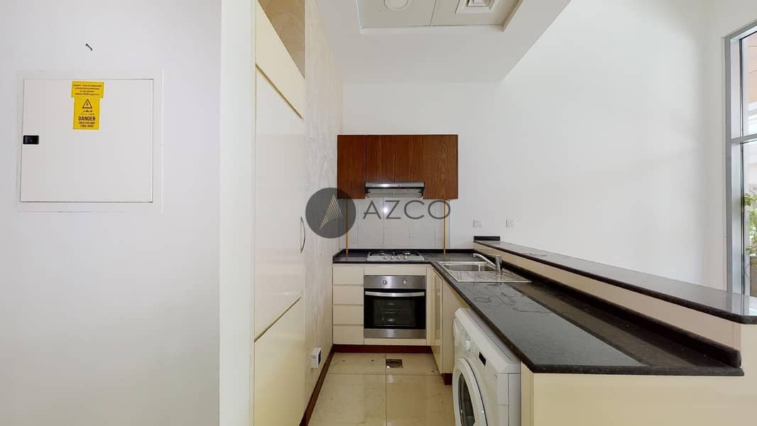 9 Ground Floor Studio|Fitted Kitchen|Direct Access