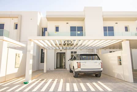 Brand New Middle Unit | Spacious 3 Bedrooms plus Maid Brand New Middle Unit | Spacious 3 Bedrooms plus Maid