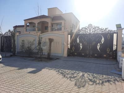5 Bedroom Villa for Sale in Al Jurf, Ajman - 6700 Sqft 5 Bedroom Villa for Sale in Al Jurf, Ajman - 6700 Sqft