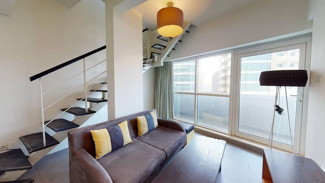 50% off commission I Shared pool I Balcony 50% off commission I Shared pool I Balcony
