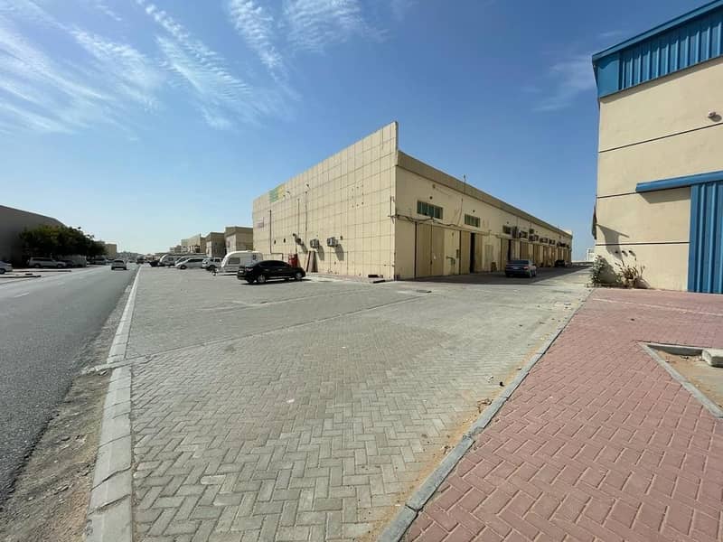 Front Of Road Warehouse For Rent 2500 SQRF With Mezzanine