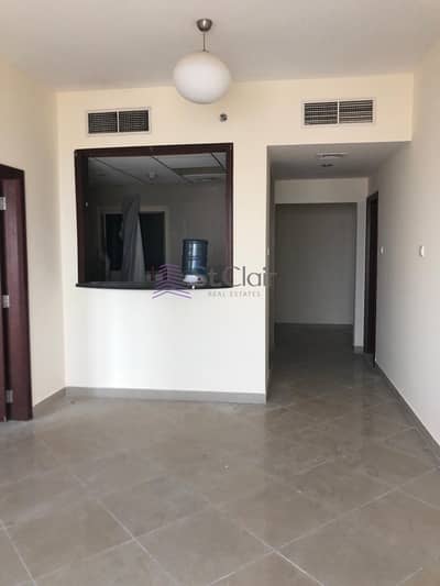 Specious 1 Bedroom With Double Balcony Only 38 Specious 1 Bedroom With Double Balcony Only 38