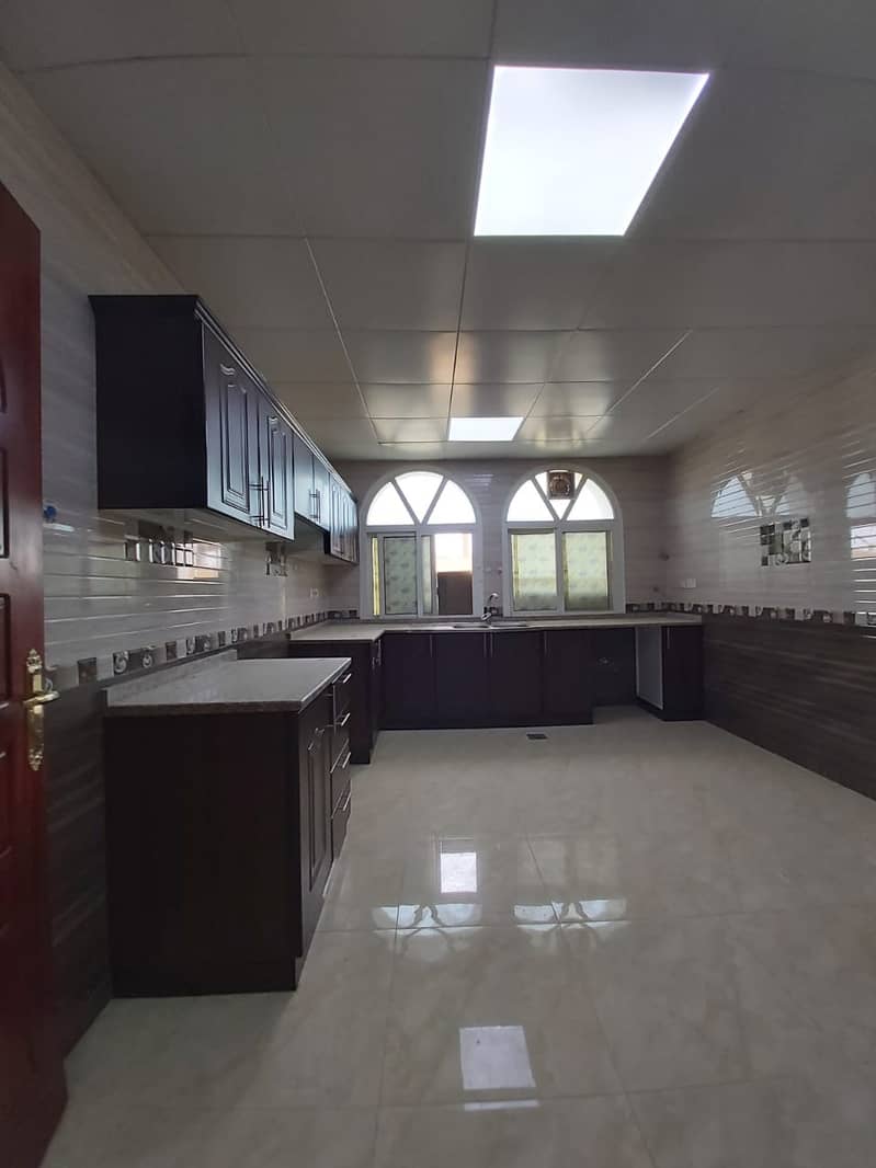 Amazing 3 Bedroom Majlis on Ground Floor with Covered Parking in Villa at Al Shamkha