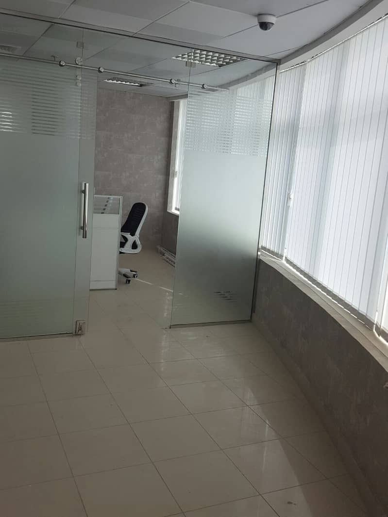 Available commercial office for rent in Horizon Tower