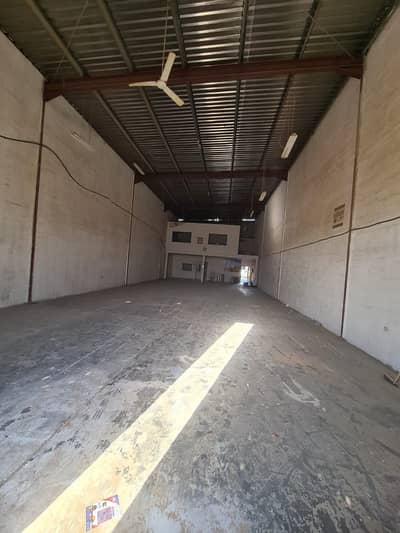 3000 square feet excellent warehouse with office for rent in Al Quoz 4 3000 square feet excellent warehouse with office for rent in Al Quoz 4