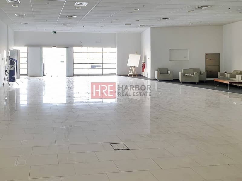 3 Large Showroom | Prime Location | Semi Fitted