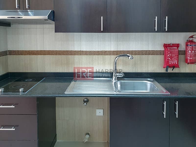 6 Near Metro | 1 Month Free |  Bright Apartment