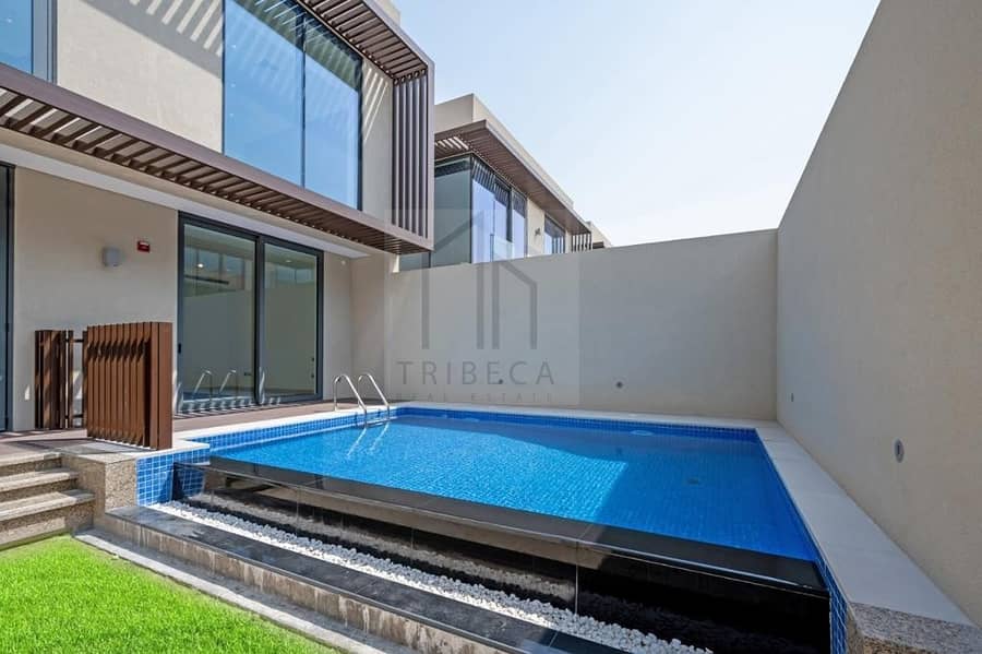 8 Luxury 4  Bed Villa | Gardenia | Exclusive