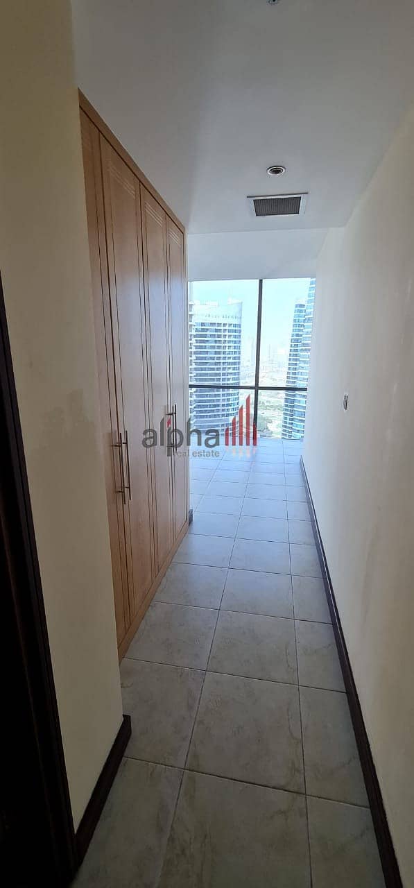 17 Exclusive Deal | 4 + Maids Room | Panoramic View