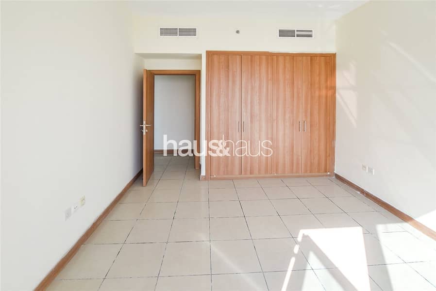 9 3 bedrooms | Unfurnished | Large Balcony