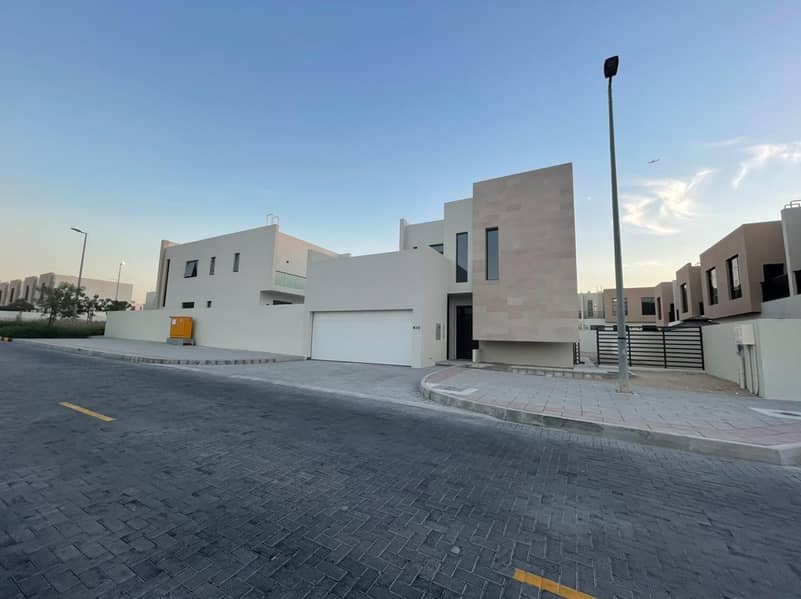 Band new 4 Bedrooms Spacious Villa is available for rent in Nasma Residences for 100,000 AED