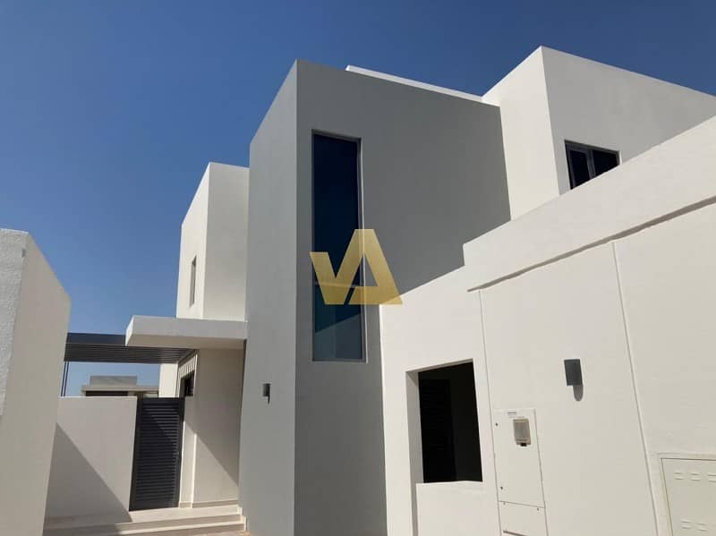 Type 2E |Single Row |Corner Unit| 4BR + Maid Type 2E |Single Row |Corner Unit| 4BR + Maid
