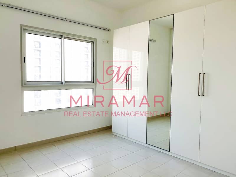 18 AMAZING SEA AND CANAL VIEW!!! HIGH FLOOR!! LARGE 3B+MAIDS APARTMENT!