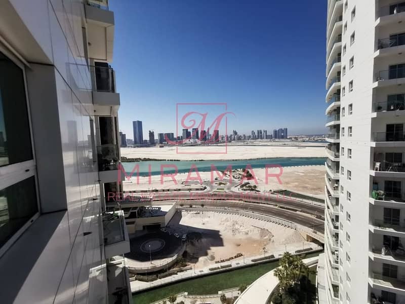 22 AMAZING SEA AND CANAL VIEW!!! HIGH FLOOR!! LARGE 3B+MAIDS APARTMENT!