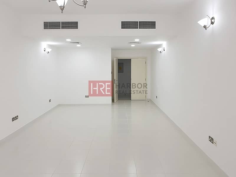 7 45 Days Free | Spacious Apartment | Central Location