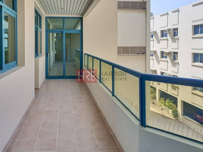 8 45 Days Free | Spacious Apartment | Central Location