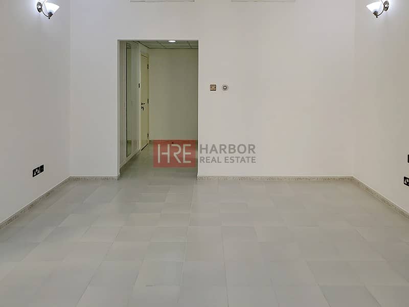 10 45 Days Free | Spacious Apartment | Central Location